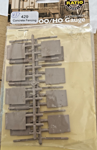 Concrete fencing - panels, )